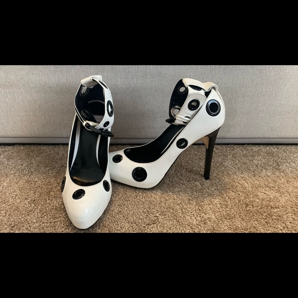 Davis by Ruthie Davis - Picture 3 of 7